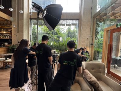 Ghi hình phỏng vấn và phóng sự cho khách hàng đối tác